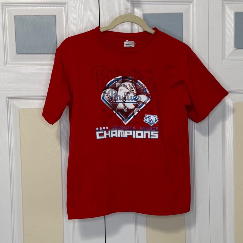 Youth Philadelphia Phillies 2009 National League Champions‎ Red T-Shirt